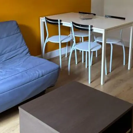 Confortable - 4 Pers. - Api-1-52-2503 Kamp alanı Saint-Hilaire-de-Riez